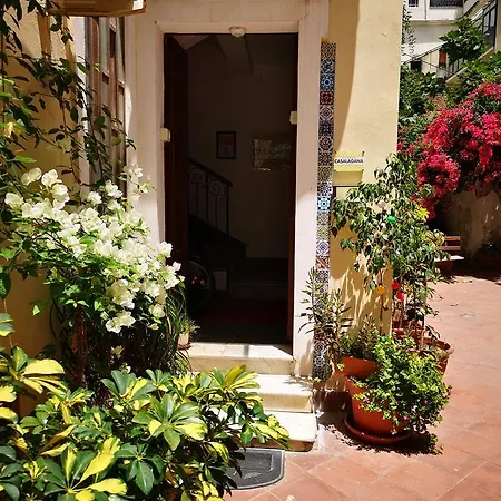 Casa Lagana Bed & Breakfast